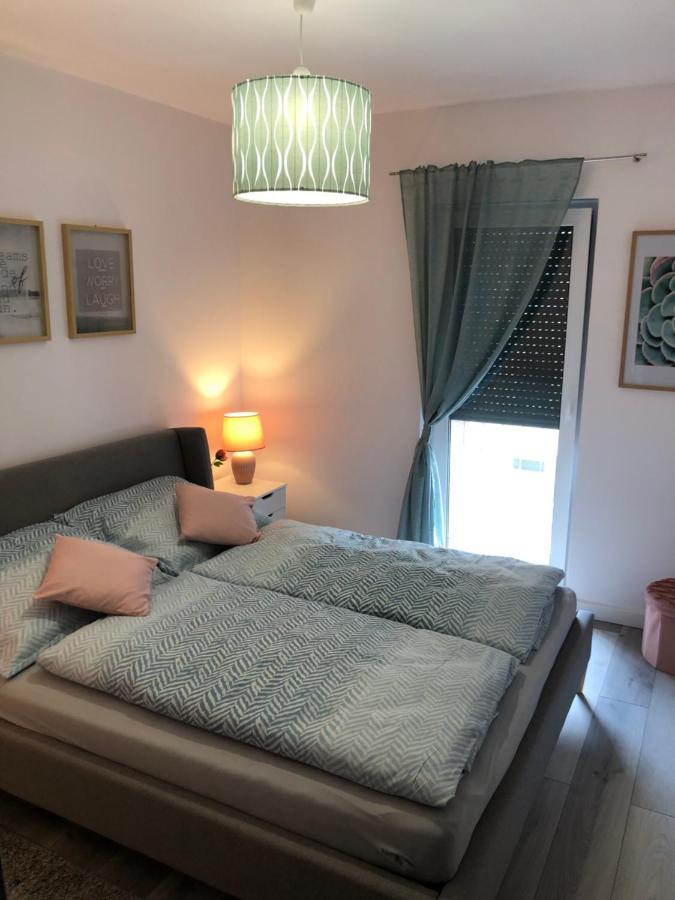 Appartamento Szeged Gyoengye Delux Esterno foto
